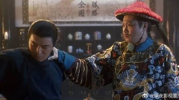 达叔变脸比翻书还快,搞得星爷都不适应了,贼搞笑