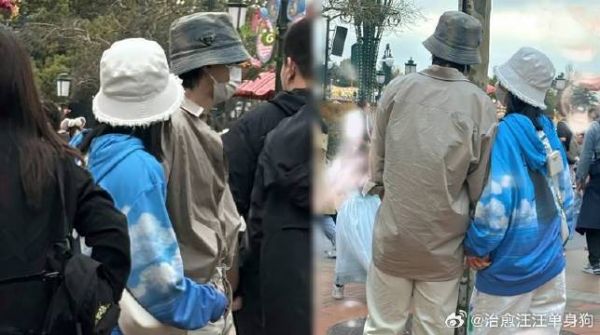 张杰谢娜带3女儿清明出游,夫妻俩十指紧扣看演出,当众搂腰甜到不行