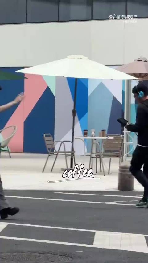 偶遇金晨,姐走着走着投了个……