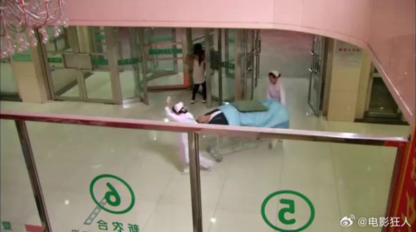 丈夫得绝症瞒着妻子,见妻子要离婚,直接放她离开