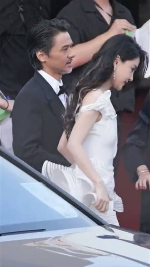 angelababy 复出以来参加的首个大型活动,人气依然不减…