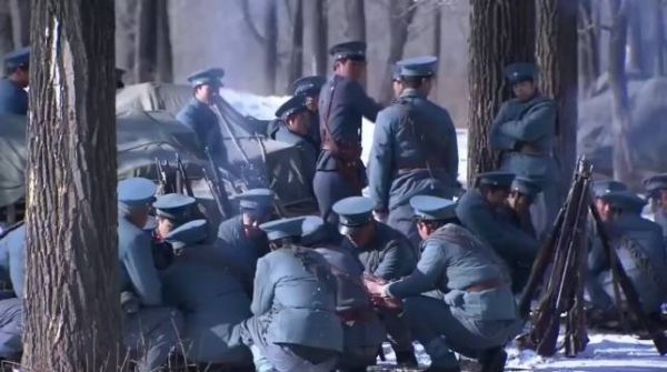 枪火:鬼子扮八路军,结果一个动作暴露自己,下秒被我军全歼