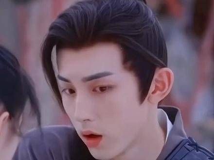 陈炎简直就是个小白茶花戎真香了