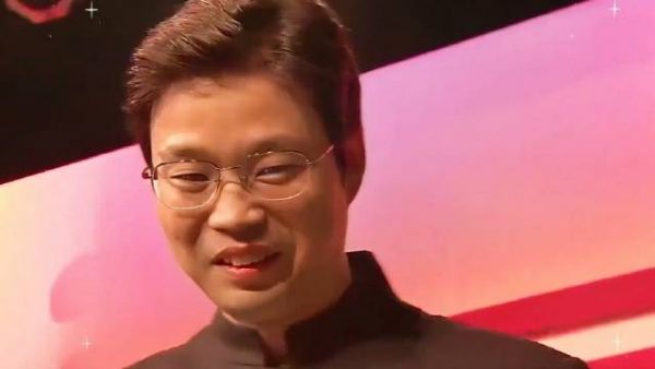 国学教授嘲讽普通人没文化,三言两语直接教他做人