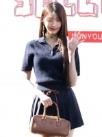 论身材比例还是得张元英，连光都偏爱她