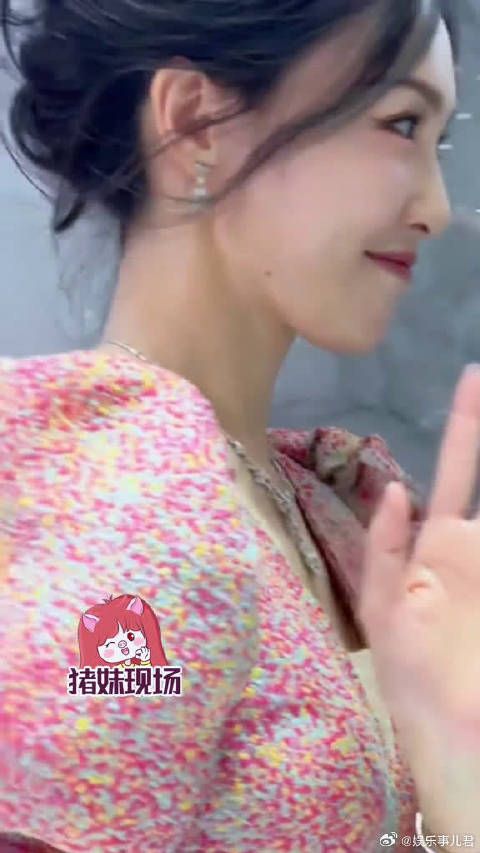 就问谁敢信姐姐40了,状态也太好了吧,别把我甜晕!