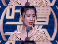 王晶表示：黄圣依的容貌虽不如朱茵的十足…