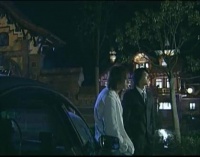 白屋之恋：杨岚对尹童透露了她已经订婚的消息，尹童听后心里乱了阵脚