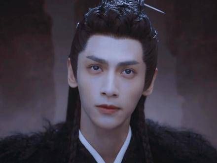 你俩这难道不像是在示爱现场吗澹台烬