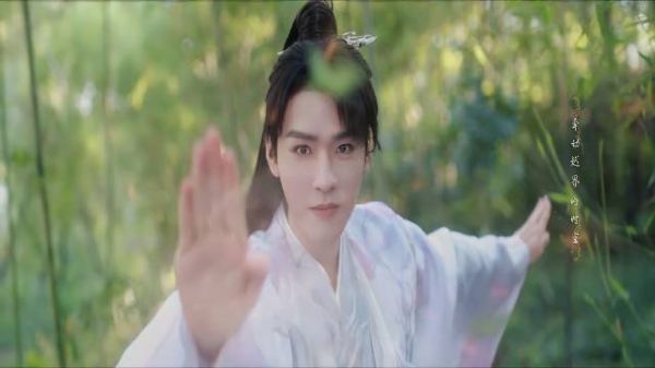 纯质阳炎会暴露月初身份,红红教他驱魔法,画面唯美