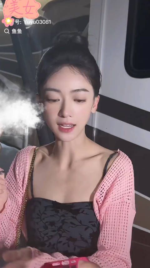 吴谨言好美我真的要说一万次,这个骨相这个状态怼脸真的绝了!