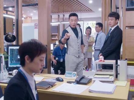 店长的固执差点铸成大错,新剧话题热议中