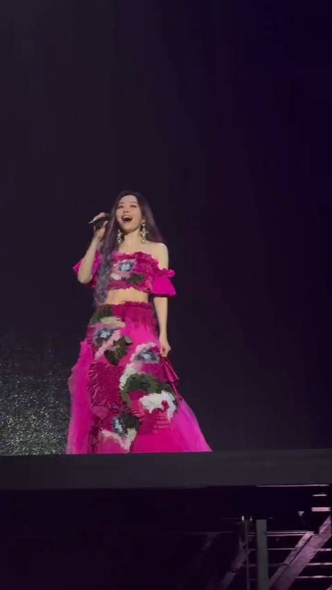 张靓颖杭州演唱会《另一个天堂》海豚音!高音太绝了