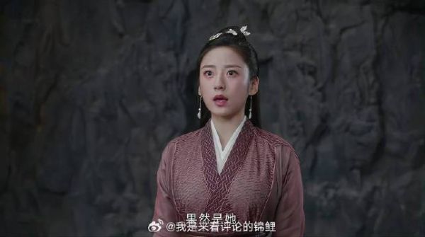 堂主救夫打不过魔头 不料冷面护卫一出现,帮她找回场面