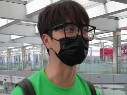是否听过与老秦合唱的歌曲呢?记忆模糊了
