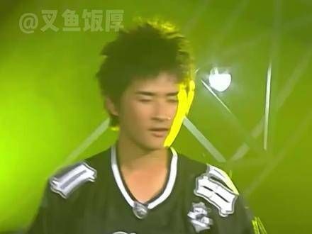 动漫曲目里悠然自得,关键时刻唤起张信哲的魔力,2024年的张远…