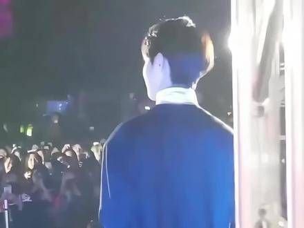 仁俊啊,瞧瞧身后吧
