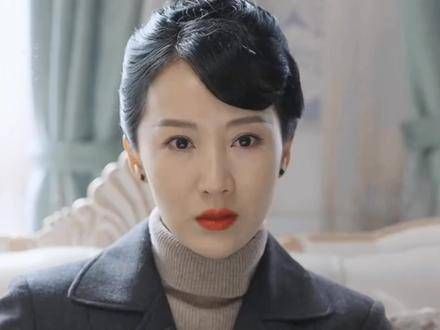 潜伏于暗影中的行者,编织着无声的故事,揭示未知的秘密