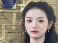 活动现场的田曦薇 田曦薇曼妙身姿