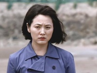 在《父母爱情》中，我深深地爱上了安欣这个角色，她犹如大家闺秀般温婉…