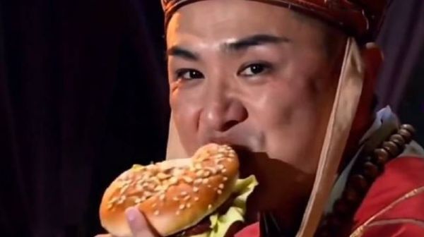 美酒加面包,取经脑后抛 西游记之我在女儿国吃西餐