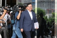 最新！“郑文灿请辞海基会董事长”