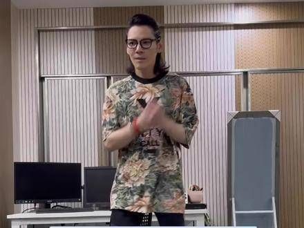晚安小姐向佐舞动夜晚晚安