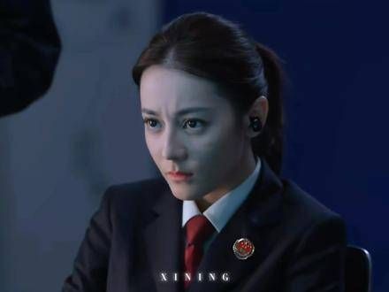 请看着安旎的目光,再诉说你的言语