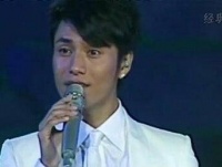 那个夜晚何其迷人，我与你共赏半月如弓永恒金曲 半月曲