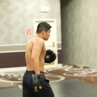 “崔逗号”崔斗浩(Doo Ho Choi)在为UFC Vegas 94，做最后的备战！