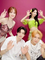 美延 X 舒华 X 李羲承 X 朴成训 Klaxon Cha .