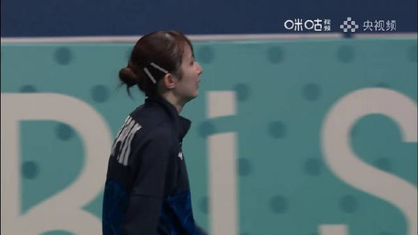 输了比赛,早田希娜离场时也流下了眼泪…