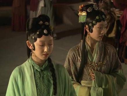 居然是出自导演之口, 这些古装明星, 每一位都是经典, 深深刻印在我们心中 .