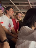 莎莎收获外国小迷弟一枚，老外都被莎莎迷倒了！