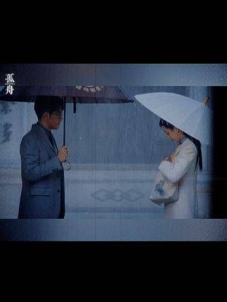 顾易中与张海沫在雨中的相遇,这场景对我而言简直是视觉盛宴
