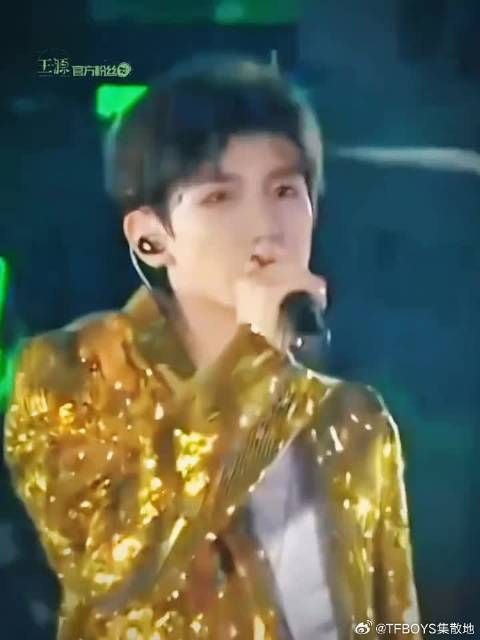 祝我们那年仅23岁的宝贝出道11周年快乐
