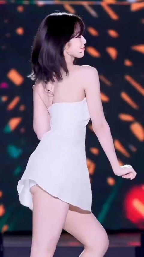 这个美妇太香了!