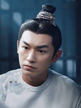 苏无名:嘿!卢凌风这家伙又跟我学聪明了!