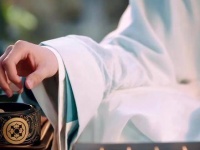 给男主女主扛音响上场了 度华年