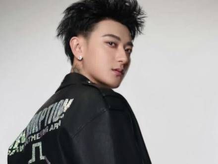 黄子韬谈及经纪人被抓事件,竟然是在演唱会开始前十分钟才得知消息
