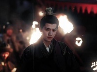 在 中遨游，品味那里的江湖气息，和 在这个世界中的故事令人回味…