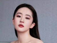 刘亦菲 的美让人窒息，她在白玉兰颁奖典礼的视频已出炉…