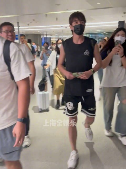 林更新:可以了这个点还不回家…