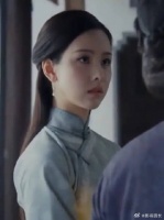 男子试图撬锁跑路，意外得知自己有未婚妻