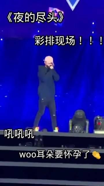 真是太悦耳了呢? 祝贺鹿晗先生再度荣膺年度全能艺人称号,我们始终相伴?