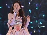 被张碧晨的实力深深吸引，真是美艳又帅气