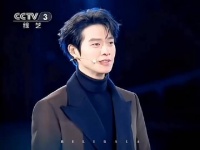 如春风般的阳光，大气而明媚