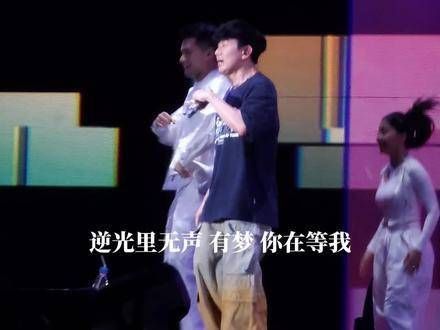 在匿踪中猛然发现,通往封神的门户