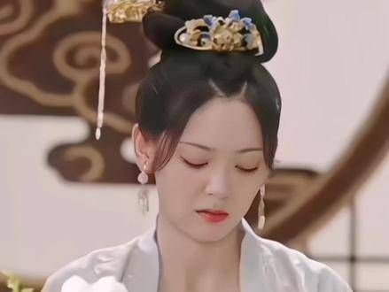 细节之处在于,就连商羊妃在得知璟的消息时都显得极为震惊…