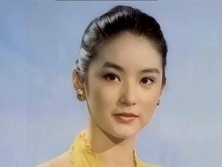 女神林青霞亦是优雅地老去,但她过往的角色深受众人的喜爱
